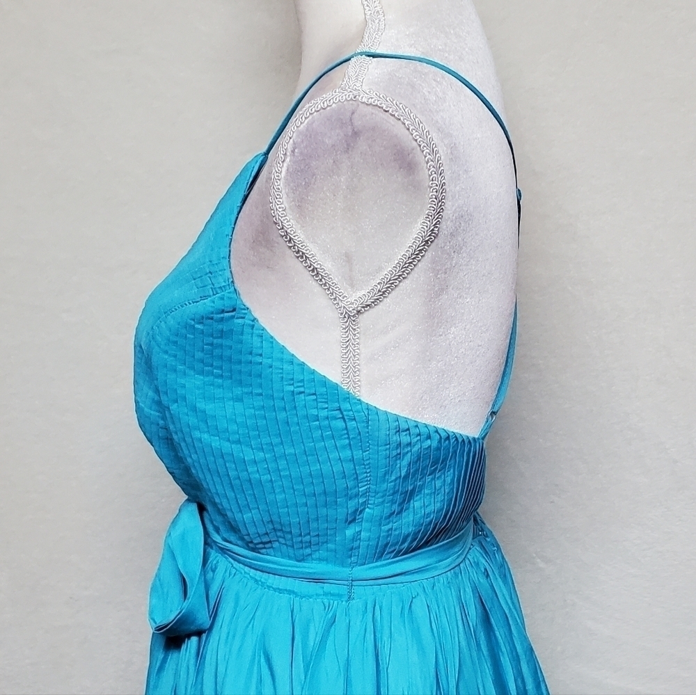 DO+BE Aqua Blue Pleated Deep V-neck Racerback Backless Tie-Waist Wide Leg Romper - Picture 8 of 15